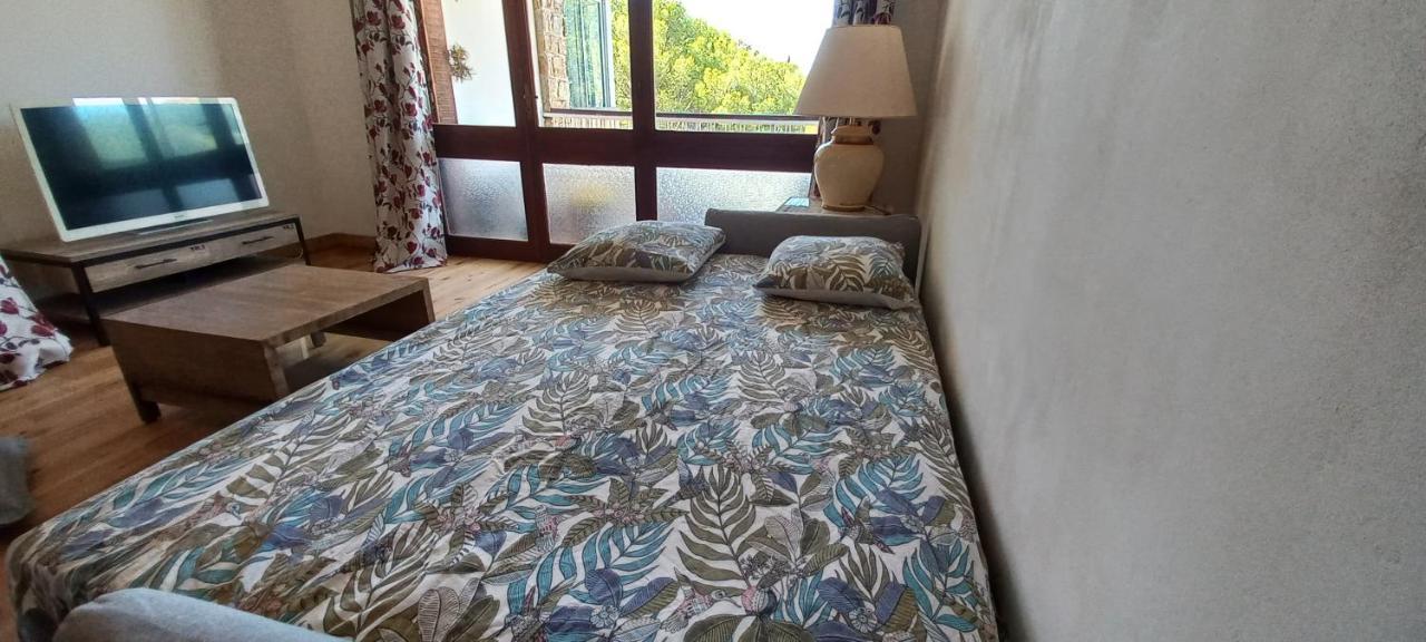 לה סיין סור-מר Loft Climatise "La Pinede", 50 M2, Tres Calme, 5 Mn A Pied Des Plages, Lit King Size מראה חיצוני תמונה
